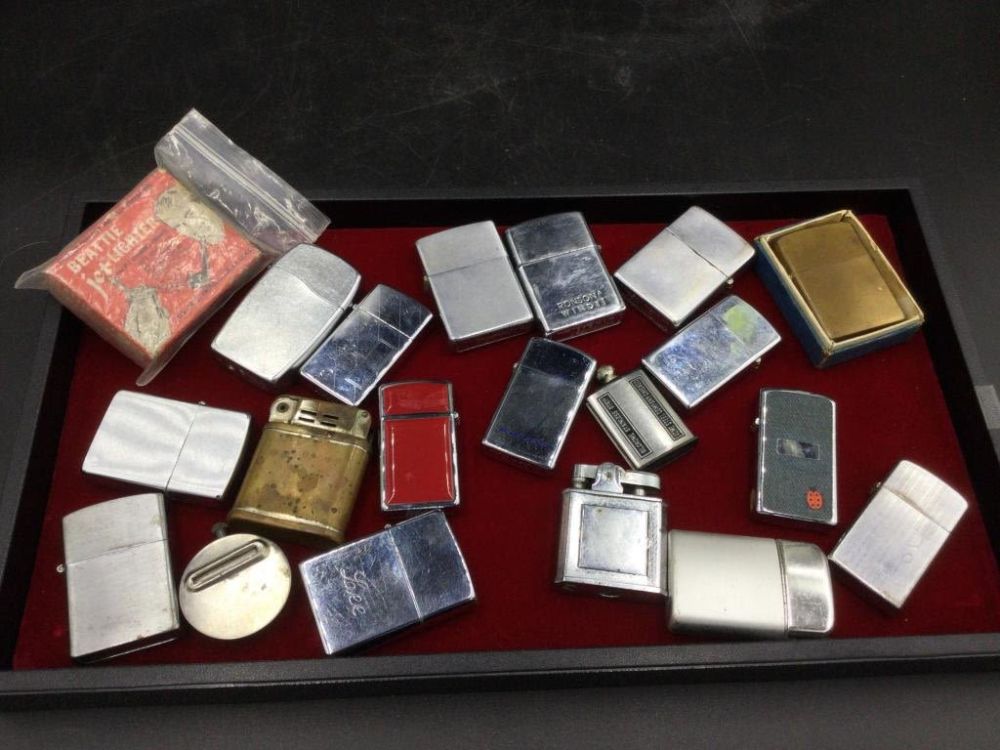 Lot 256: Vintage Lighters