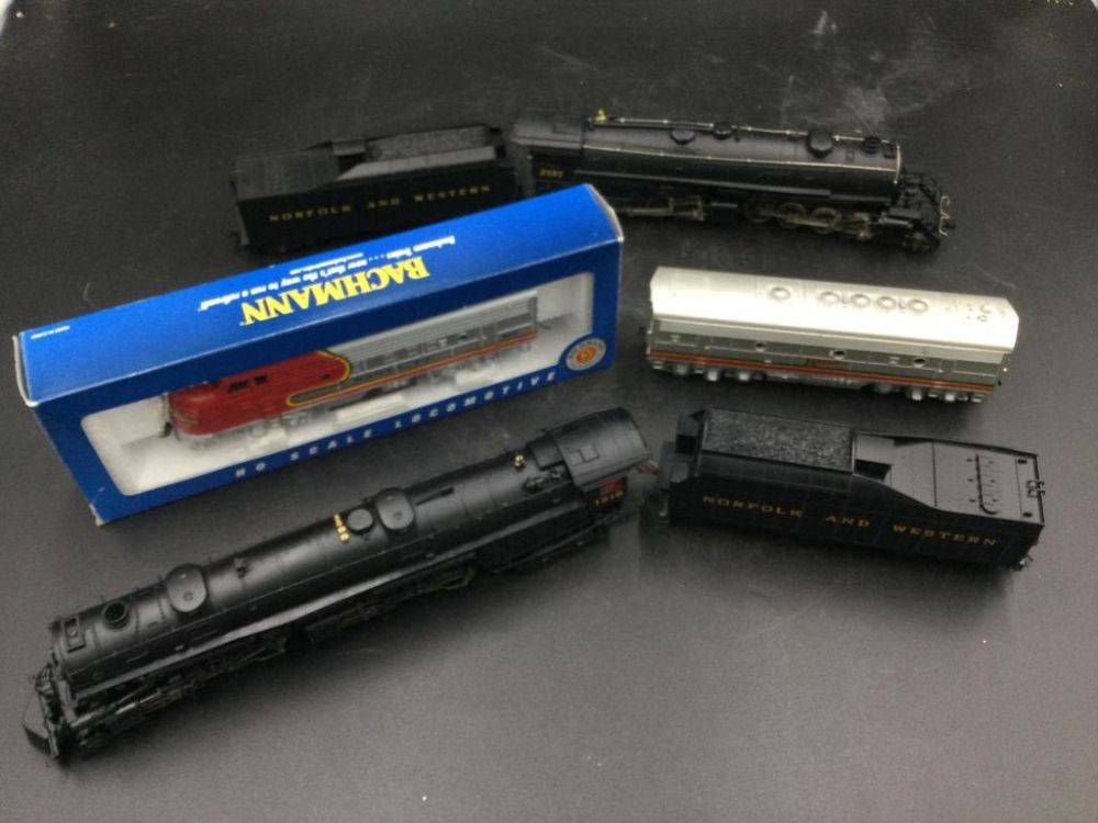 Lot 268: Vintage Trains Bachmann