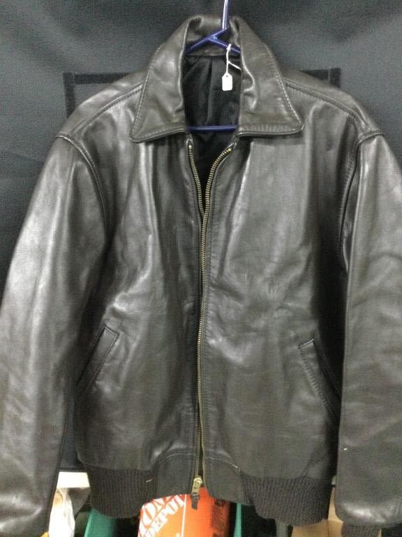 Lot 271: Vintage New Young Roadie World Tour 1993 Jacket