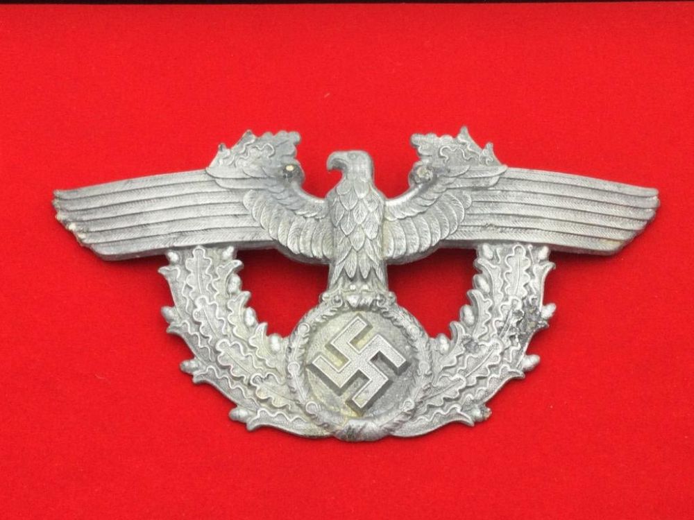 Lot 2: Vintage German WWII Auto Emblem
