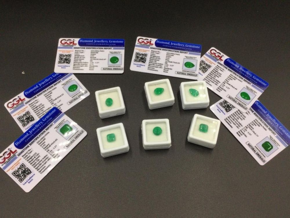 Lot 5: GGL Certified Natural Emerald Stones