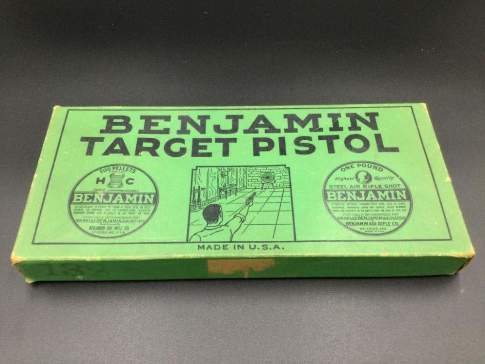 Lot 20: Vintage Benjamin Target Pistol