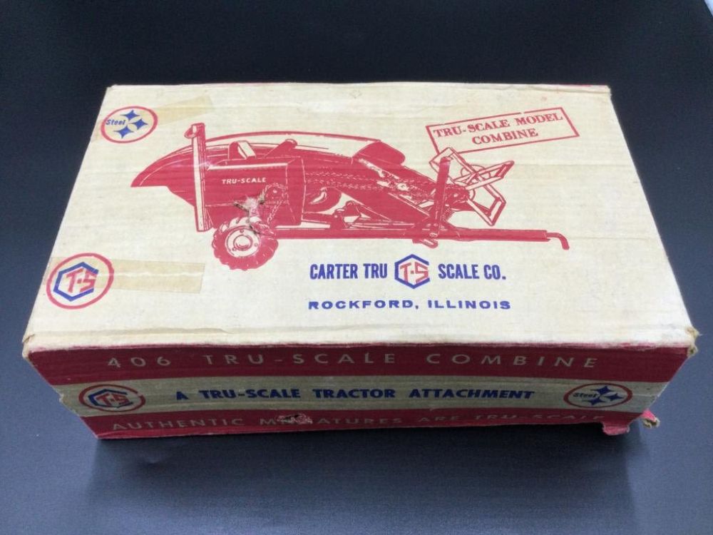 Lot 25: Vintage 406 Tru Scale Combine
