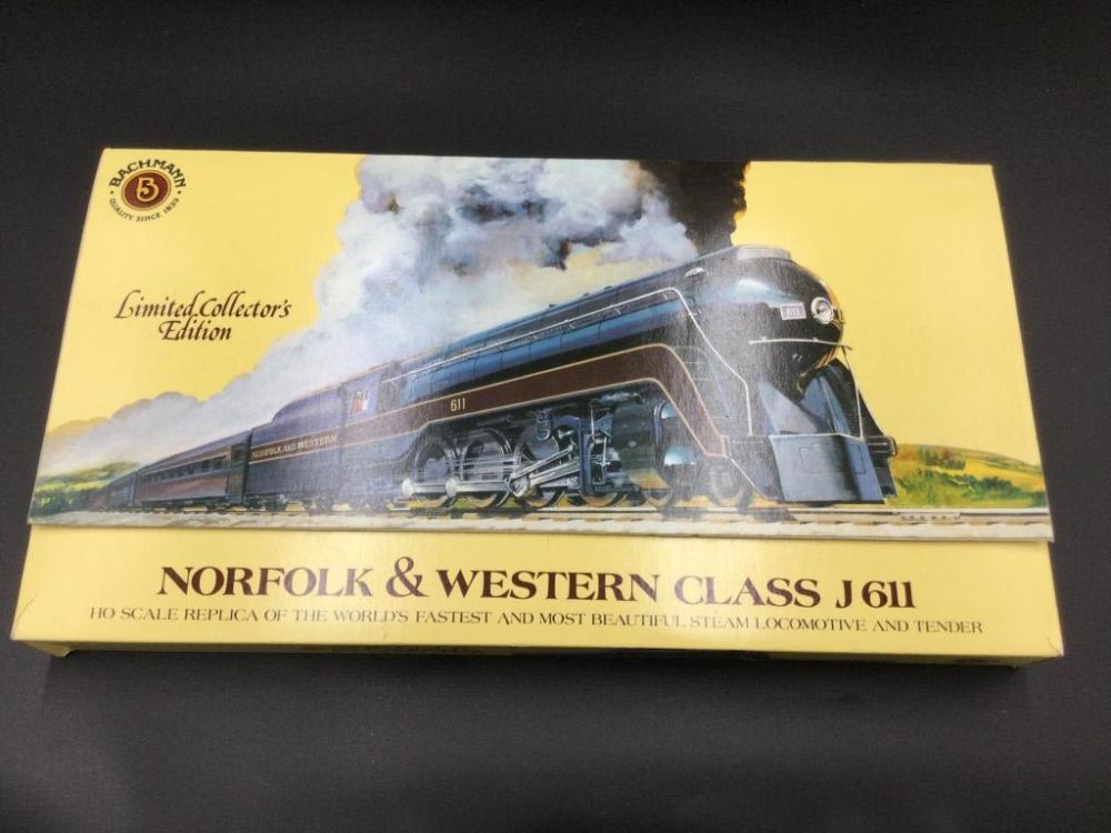 Lot 33: Norfolk & Western Class 16J in Box LE