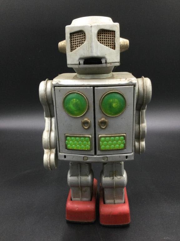 Lot 67: Vintage Robot