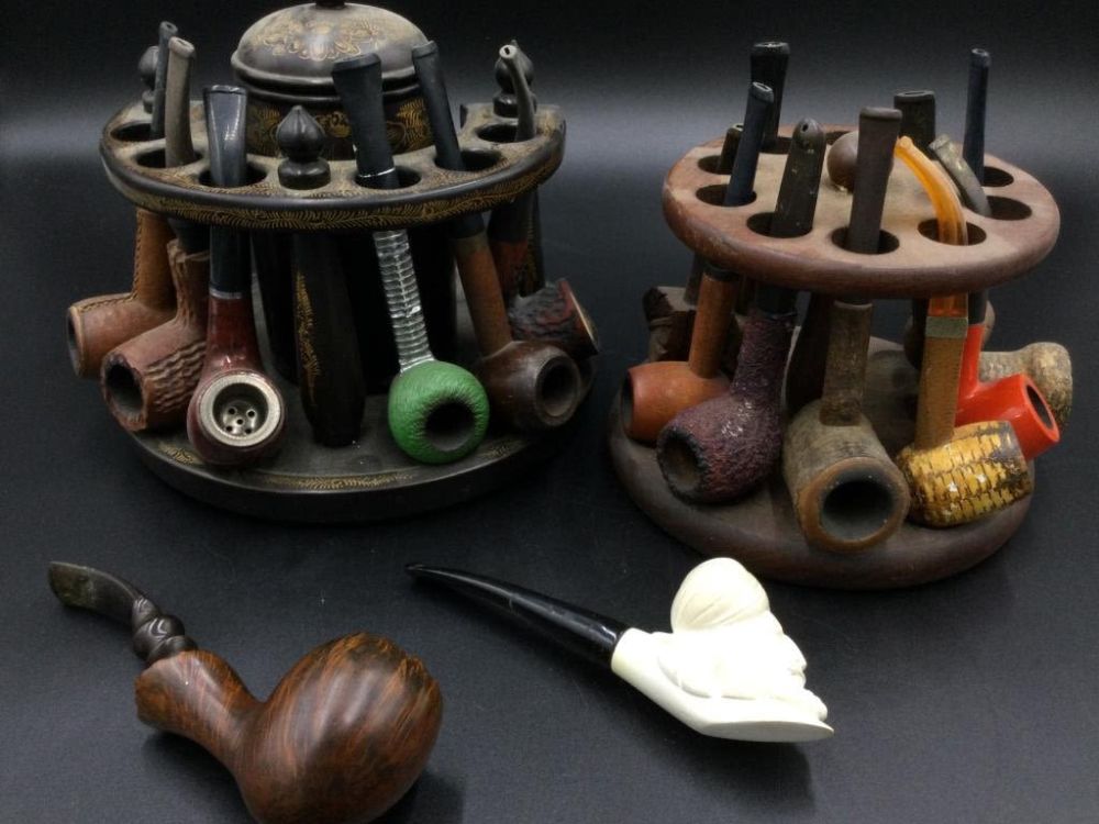 Lot 68: Vintage Pipe Lot