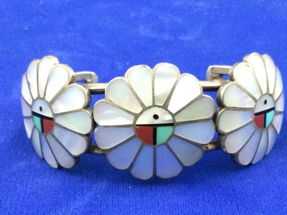 Lot 102: Zuni Cuff Bracelet