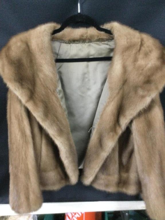 Lot 107: Vintage Mink Jacket