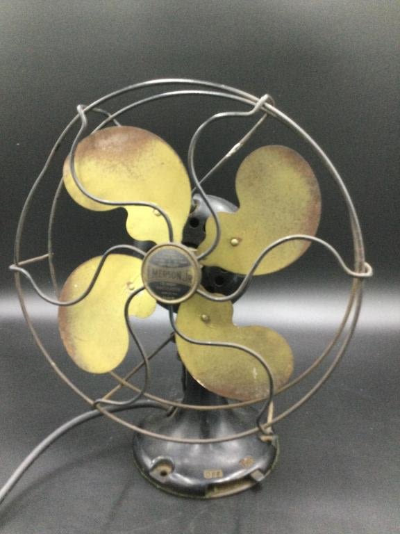 Lot 128: Vintage Emerson Jr Fan