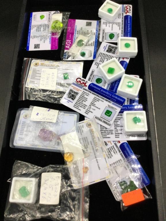 Lot 131: Gemstones