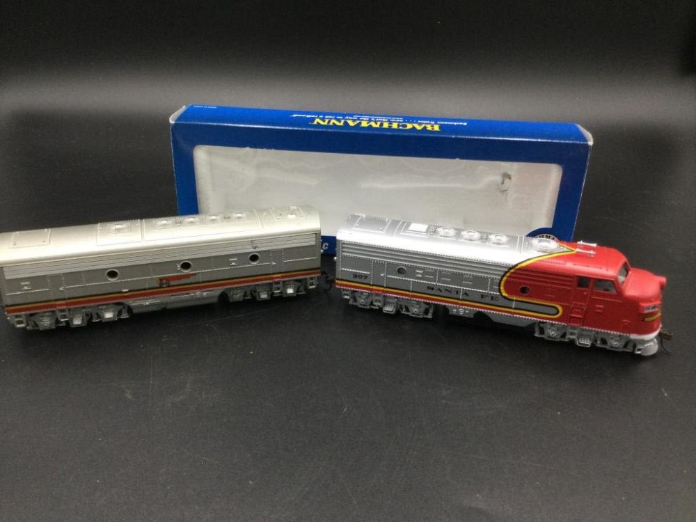 Lot 140: Bachman HO Scale Locomotive