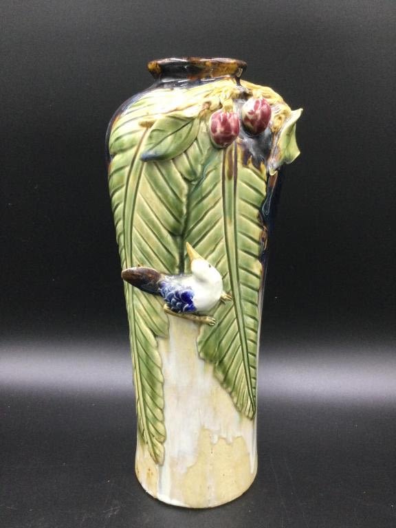 Lot 146: Porcelain Vase
