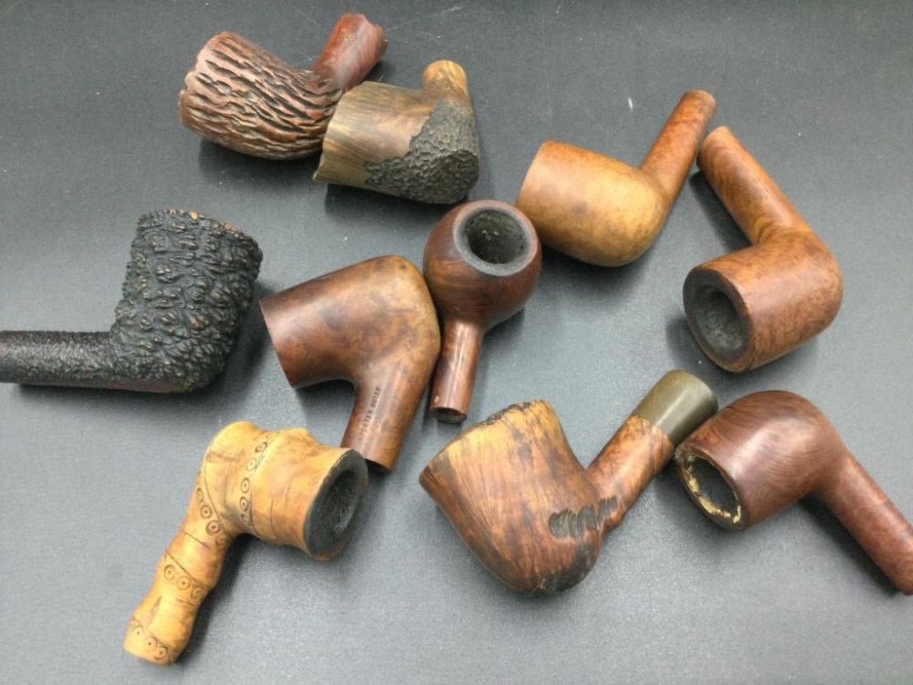 Lot 159: Antiques Pipes