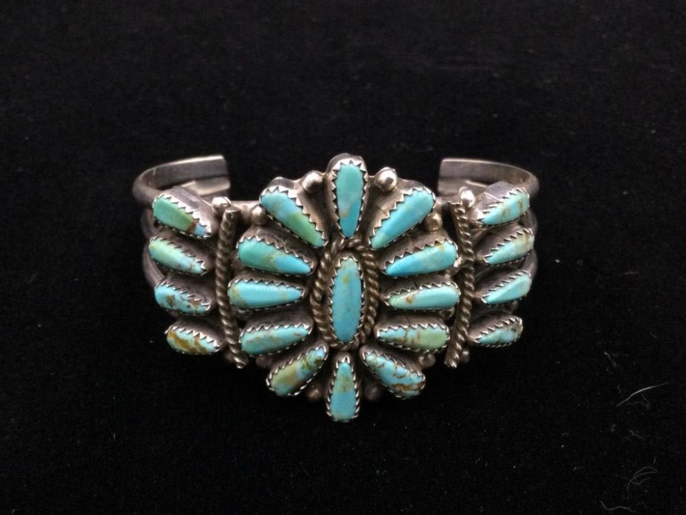 Lot 175: Sterling Navajo Needle Point Cuff