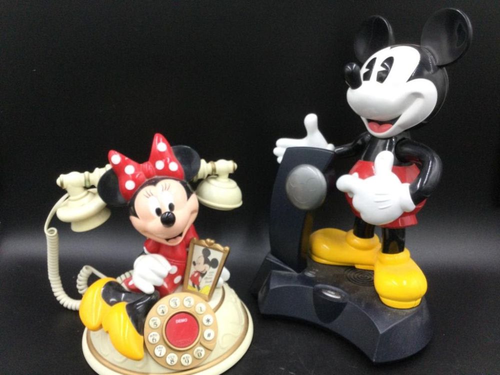 Lot 211: Vintage Mickey & Minnnie Phones
