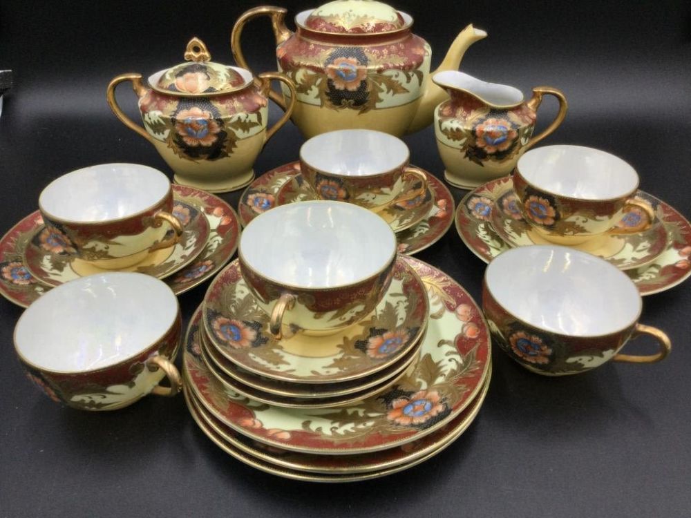 Lot 212: Vintage Porcelain  Tea Set