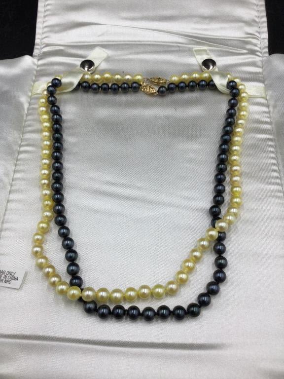Lot 245: Cultured Pearls w/14Kt Clasp