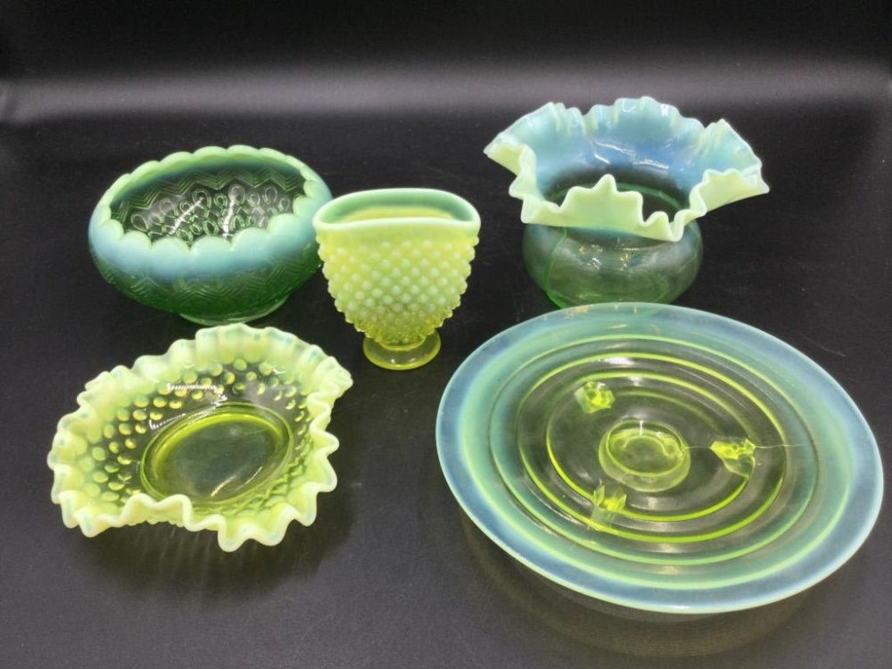 Lot 266: Vaseline Glass