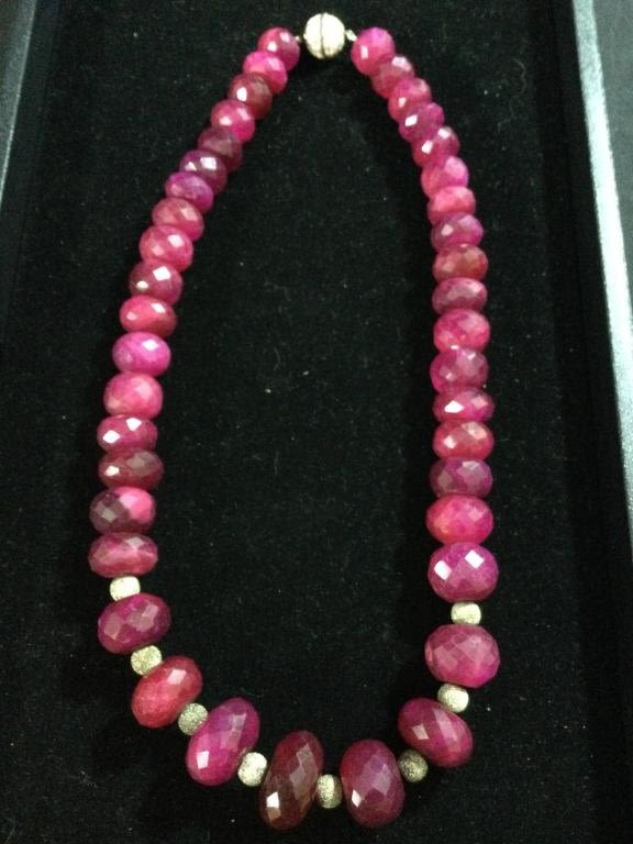 Lot 14: Gemstone Ruby & Silver Beads Necklace