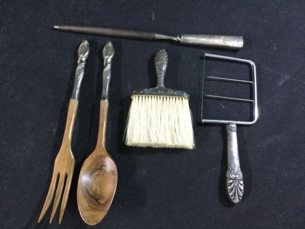 Lot 73: Vintage Silver Items