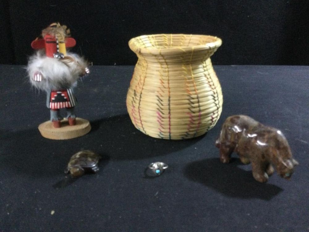 Lot 107: Native American Mix Lot