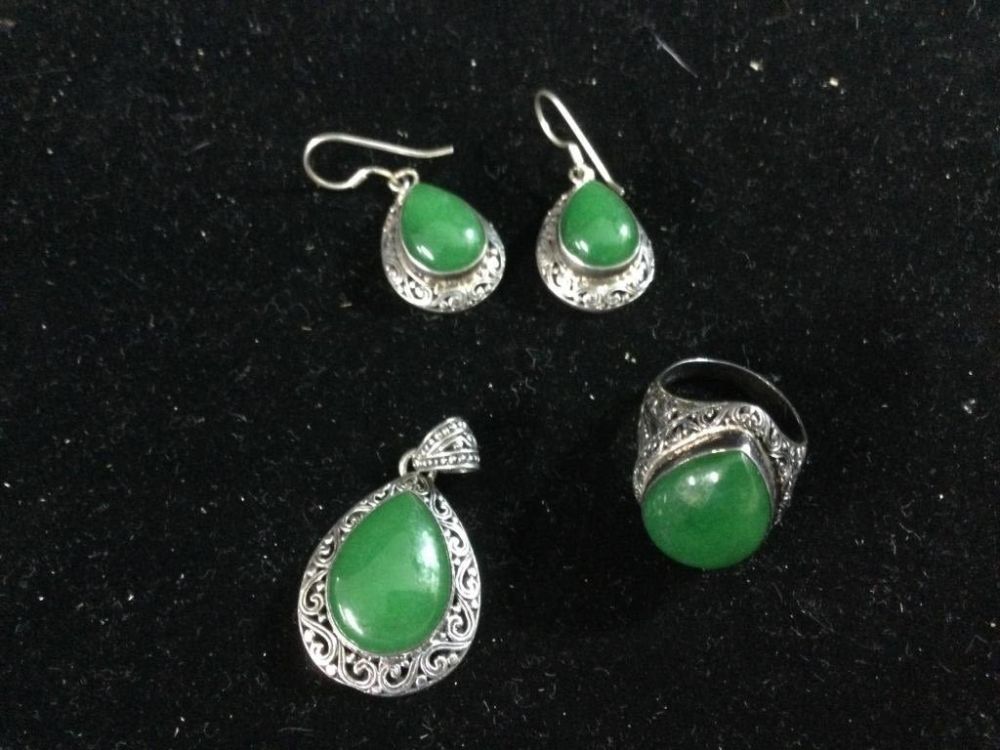 Lot 113: Sterling Jade Jewelry