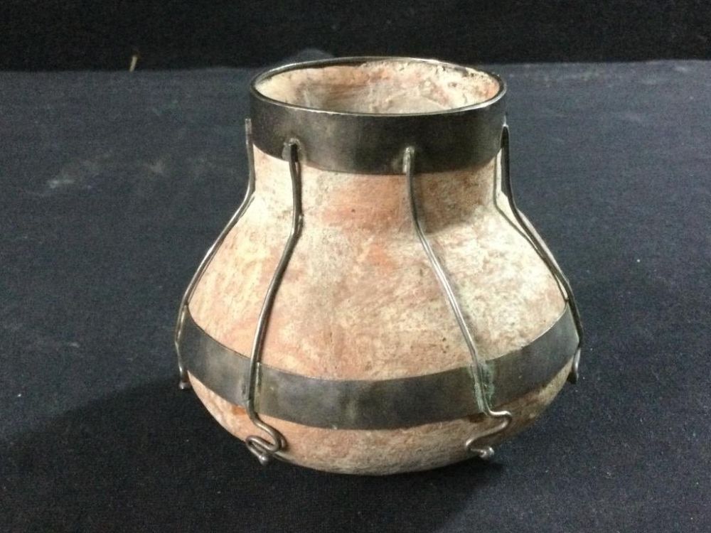 Lot 157: Primitive Pot