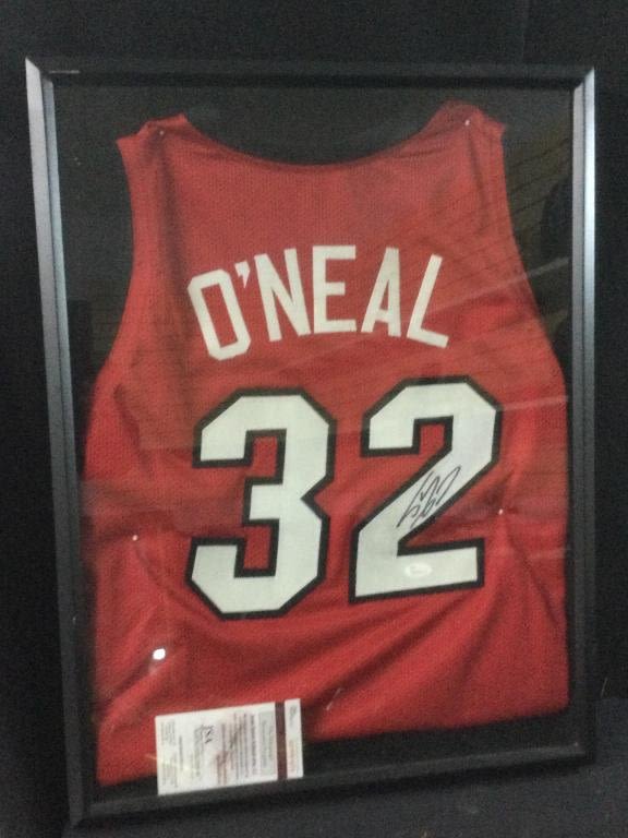 Lot 177: Shaq Autograph Jersey