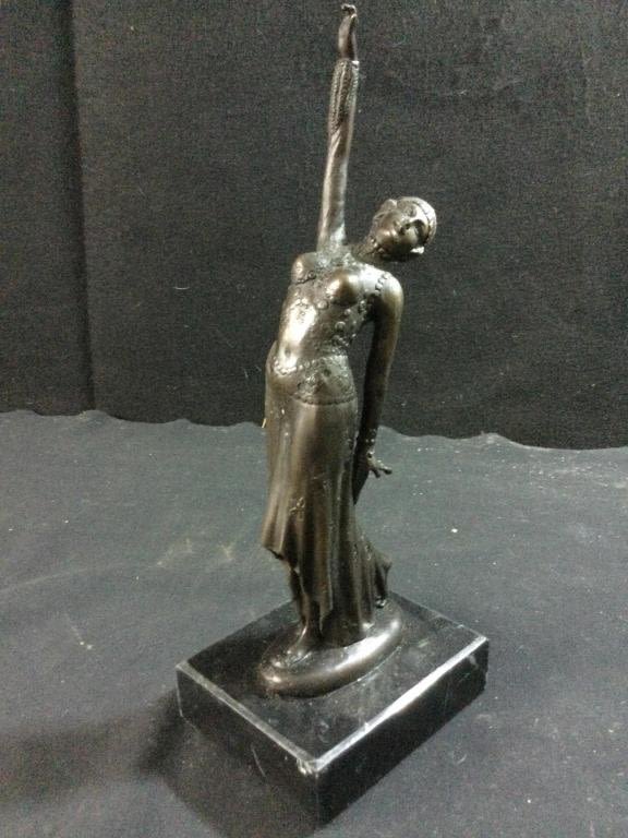 Lot 199: Bronze Statue