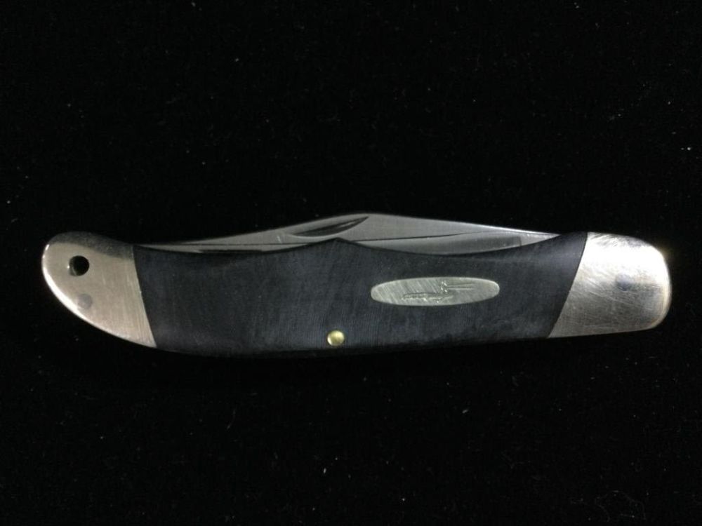 Lot 201: Vintage Buck Knife