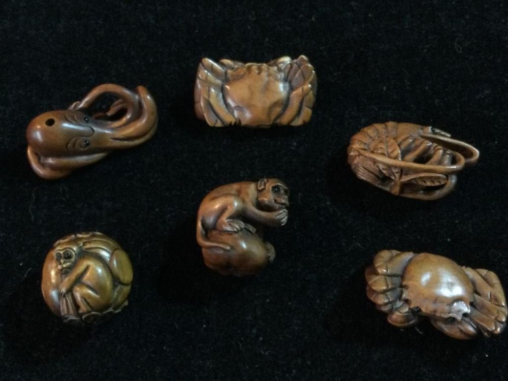 Lot 221: Carved Boxwood Netsuke Beads