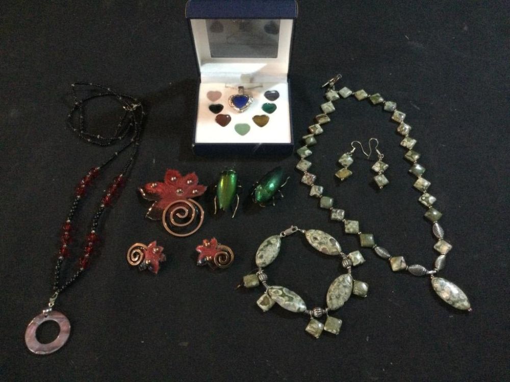 Lot 225: Jewelry Lot