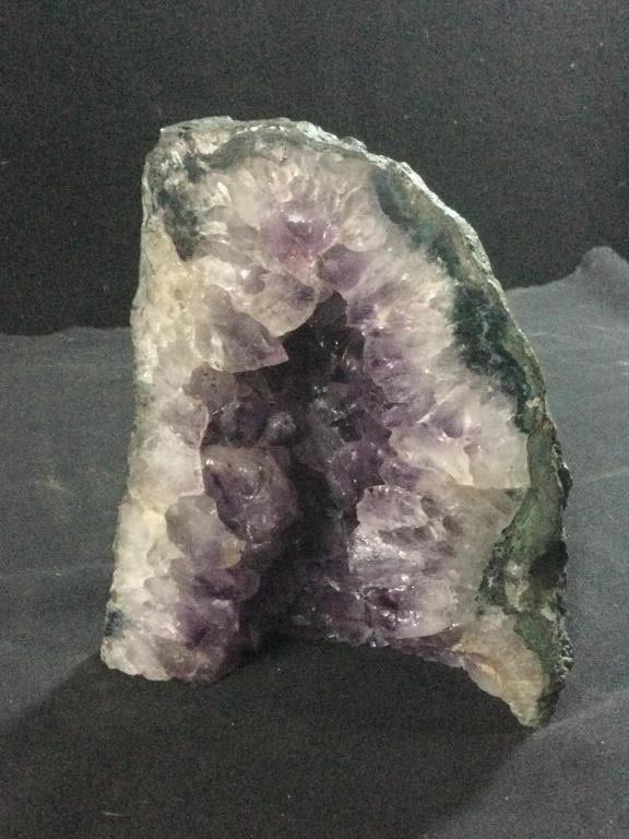 Lot 284: Amethyst Crystal Cathedral