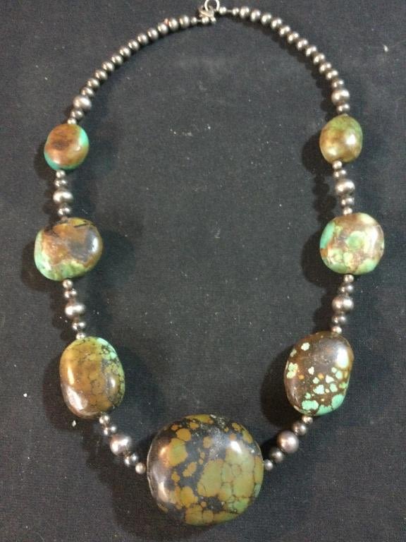Lot 296: Gemstone & Silver Necklace