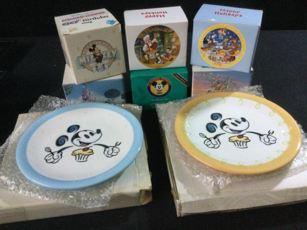Lot 147: Disney Collectibles