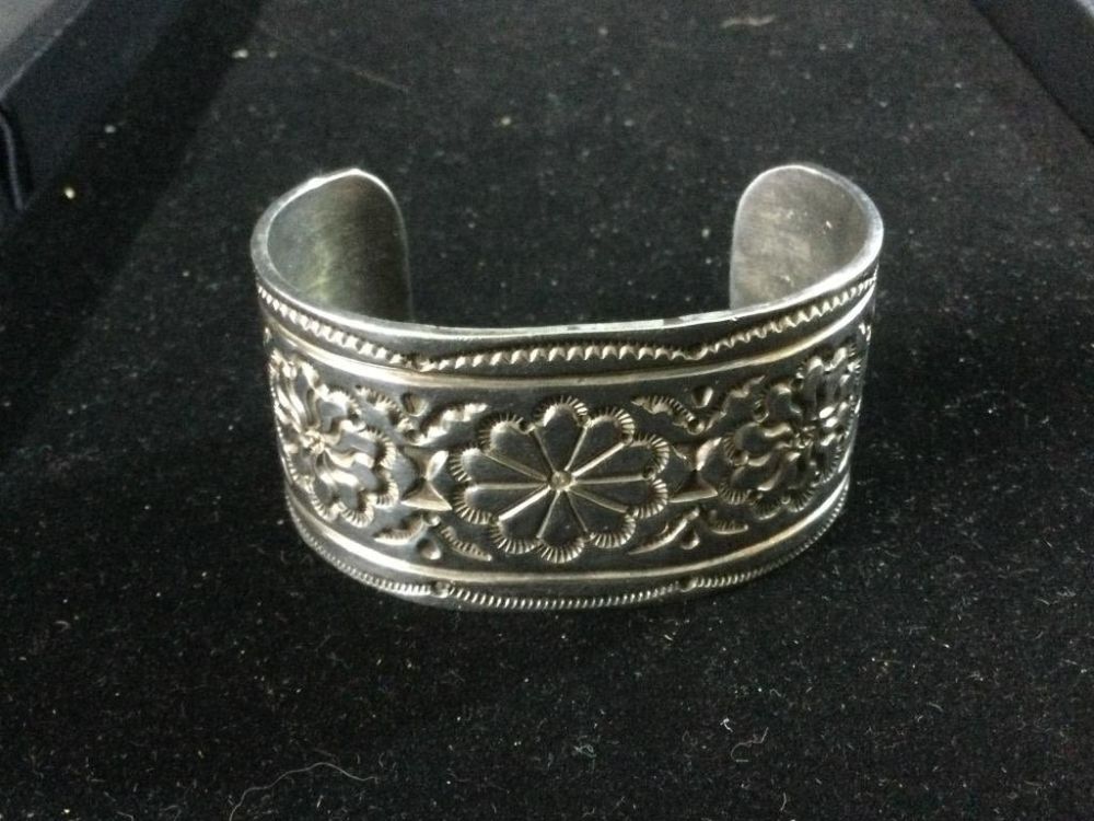 Lot 175: Large Navajo Sterling Cuff "Chavez"