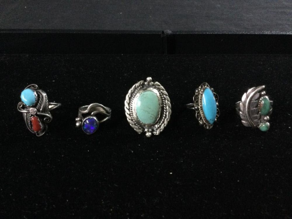 Lot 187: Navajo Sterling Ring