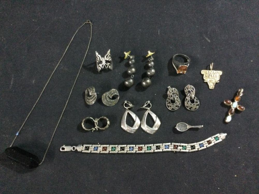 Lot 191: Sterling Jewelry