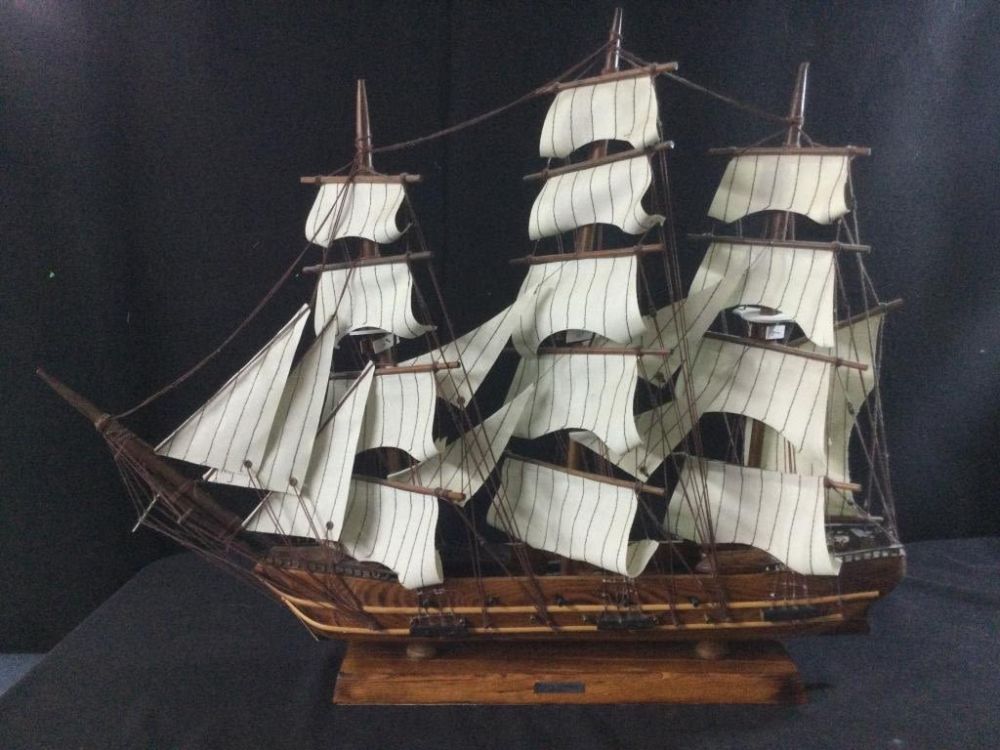 Lot 13: Spanish Naval War Ship Replica