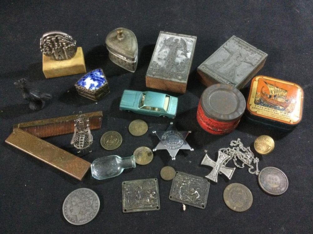 Lot 36: Mix Vintage Lot