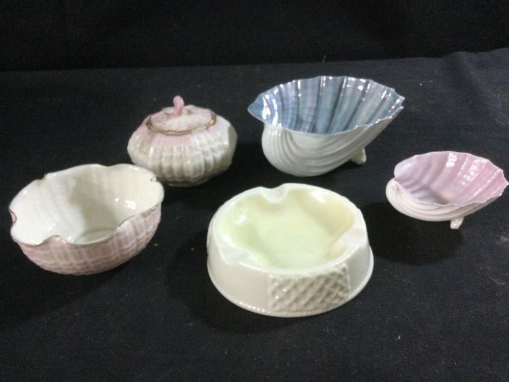 Lot 41: Belleek