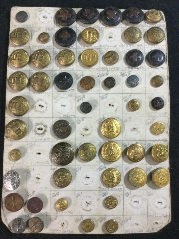 Lot 61: Antique Vintage Buttons