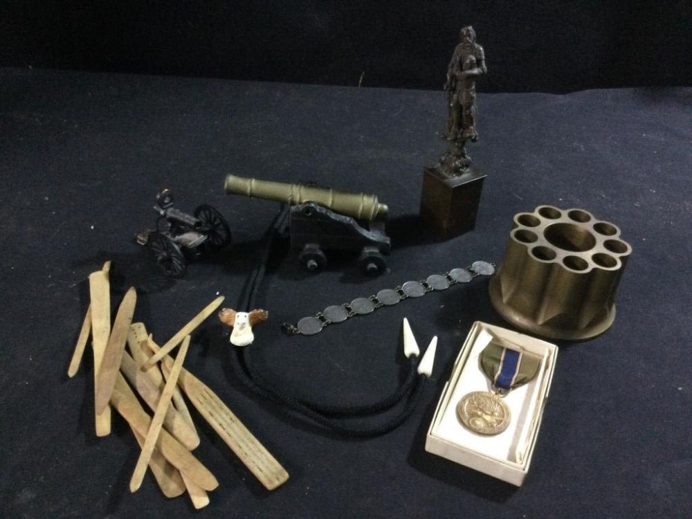 Lot 75: Vintage Mix Lot