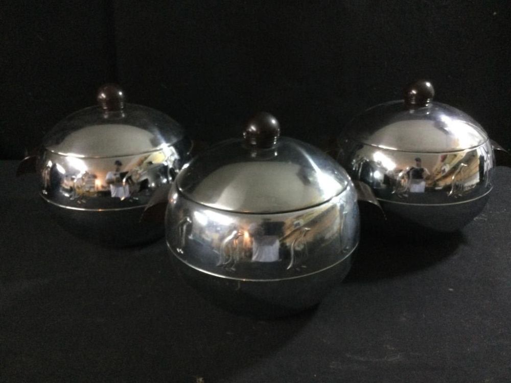 Lot 181: West Bend Penquin Servers