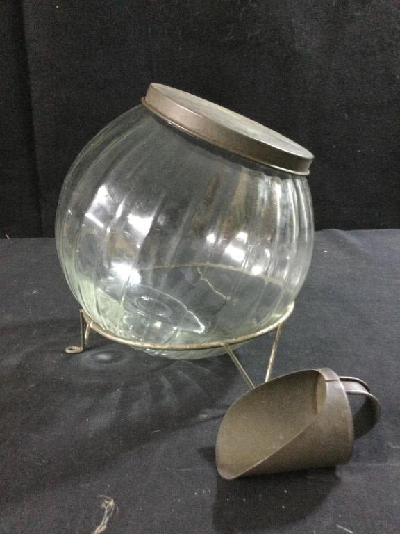 Lot 183: Antique Sugar/Flour Bowl
