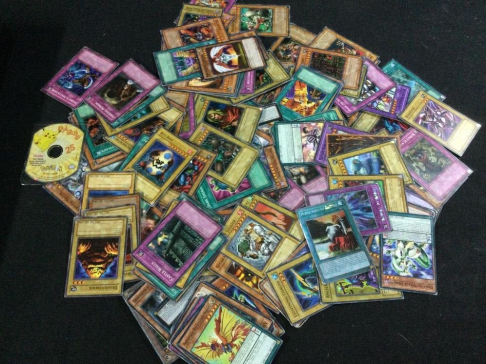 Lot 198: Yu-Gi-Oh Cards