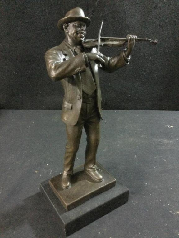 Lot 216: Bronze Statue "Signed"