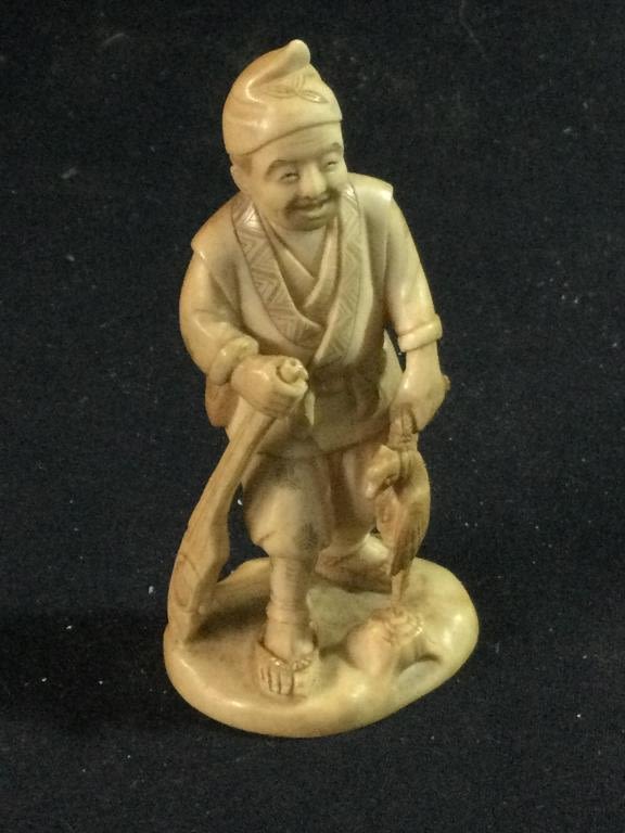 Lot 250: Carved Statue