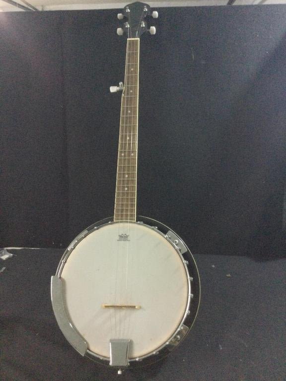 Lot 19: REMO Weatherking Banjo