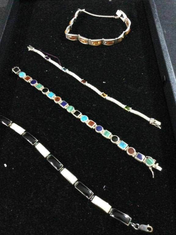 Lot 108: Sterling Jewelry